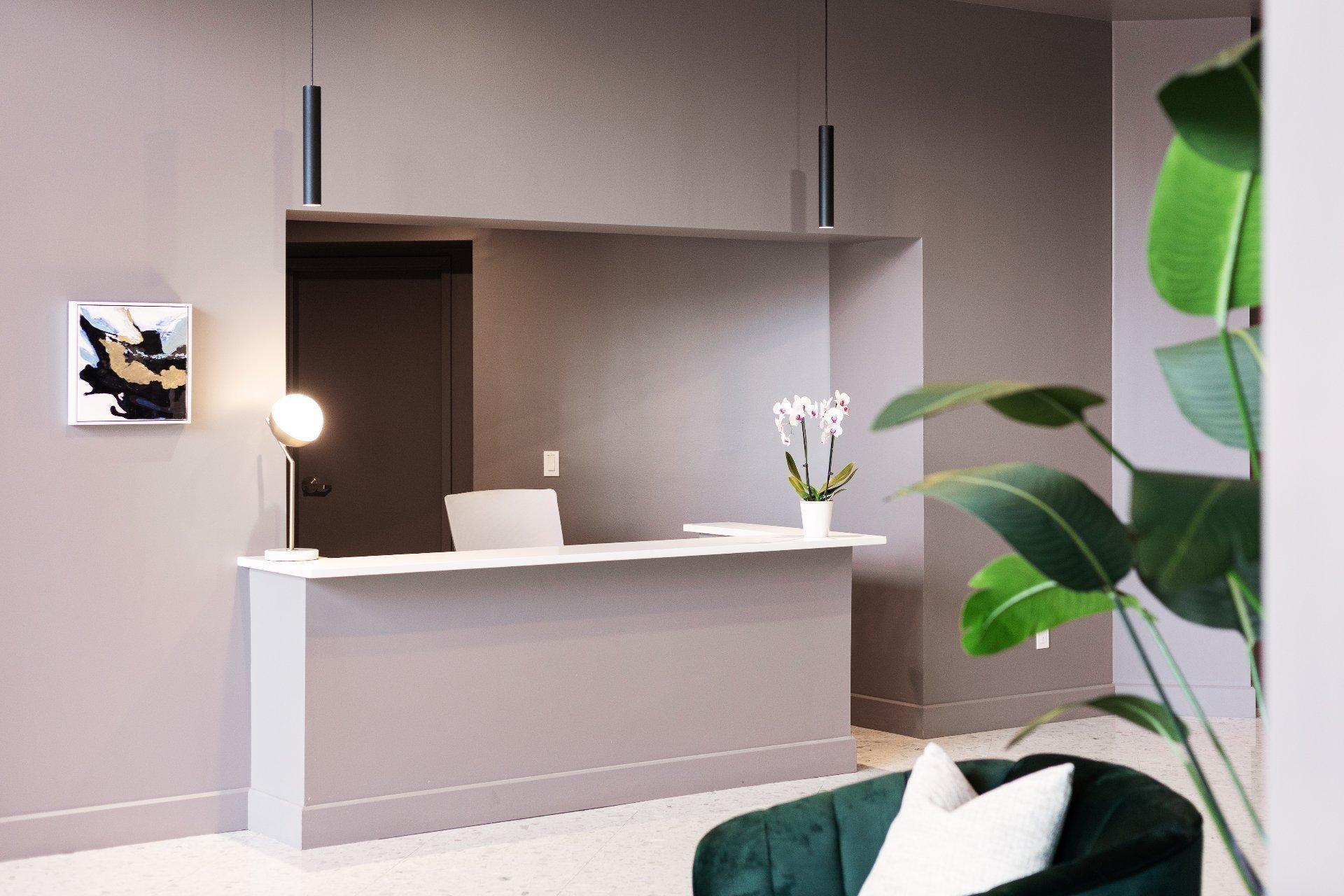 









16


Place du Commerce

, 211,
Montréal (Verdun/Île-des-Soeurs),




QC
H3E1T5

