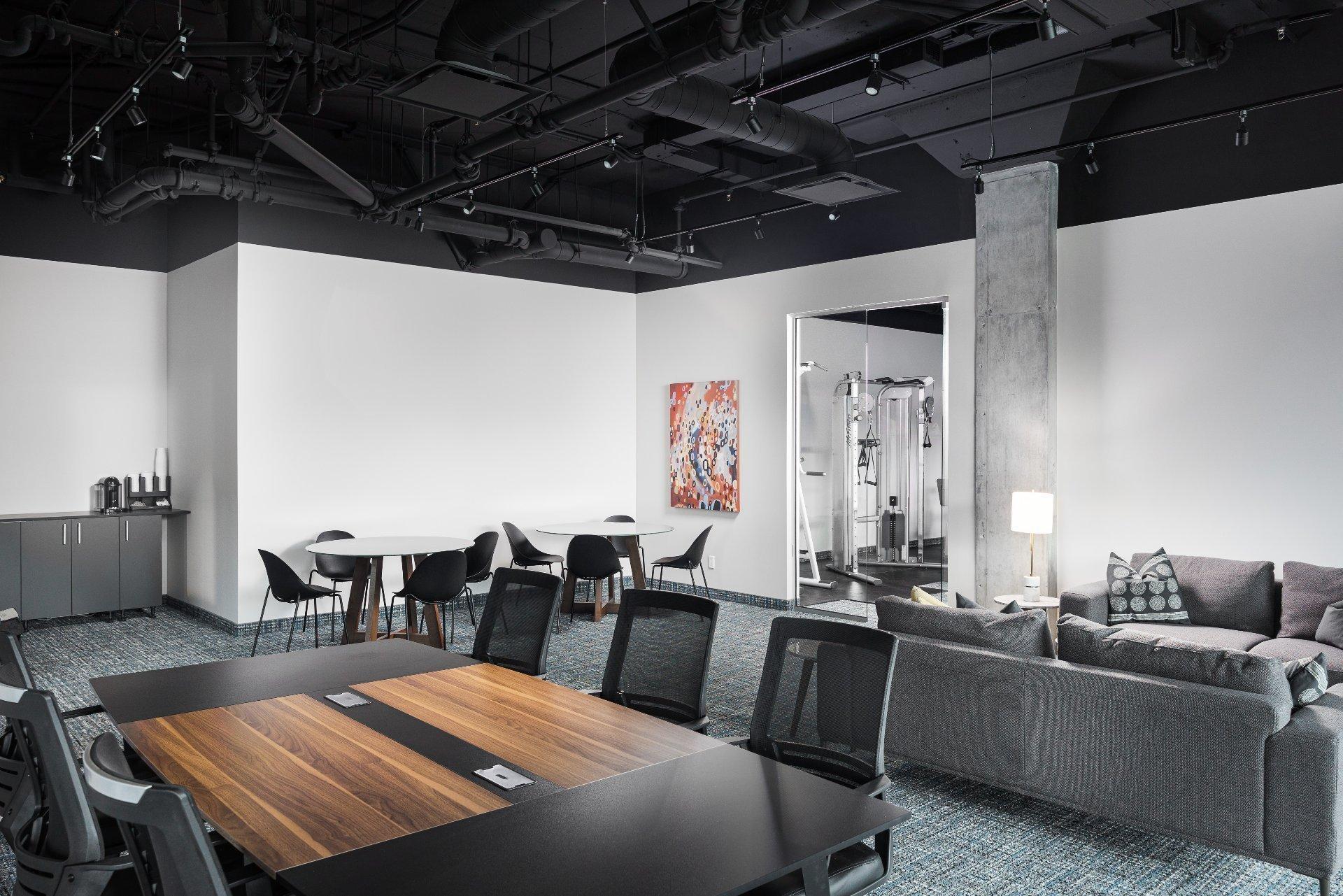









16


Place du Commerce

, 211,
Montréal (Verdun/Île-des-Soeurs),




QC
H3E1T5

