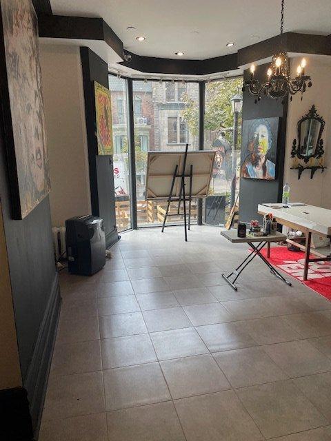 









2175


Rue Crescent

,
Montréal (Ville-Marie),




QC
H3G2C1

