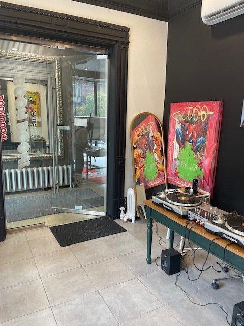 









2175


Rue Crescent

,
Montréal (Ville-Marie),




QC
H3G2C1


