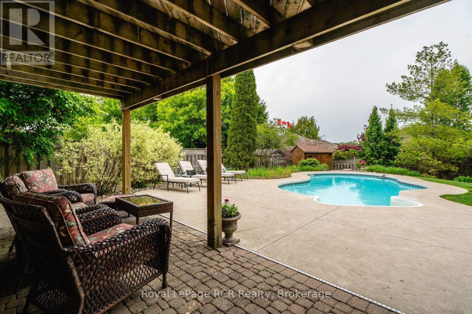 












705 21ST A AVENUE

,
Hanover,




Ontario
N4N3M2

