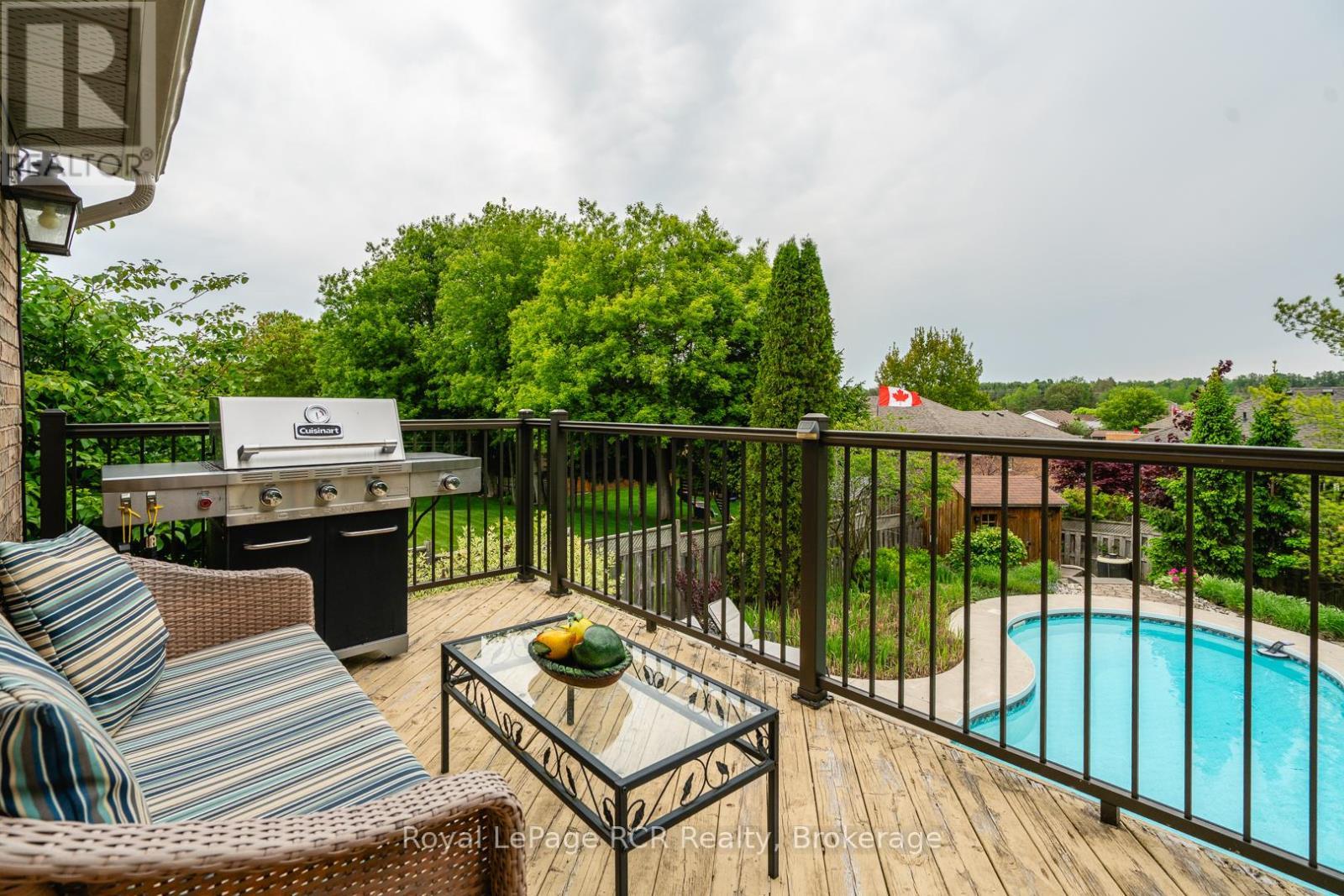 












705 21ST A AVENUE

,
Hanover,




Ontario
N4N3M2

