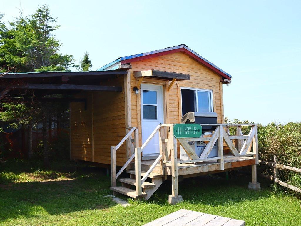 









829


Boul. du Griffon

,
Gaspé,




QC
G4X6A9

