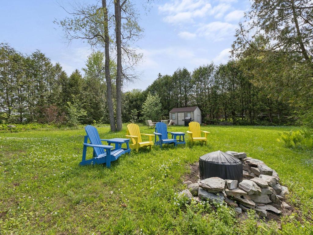 









23


Ch. Lockhart

,
Val-des-Monts,




QC
J8N2R9

