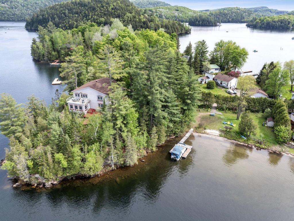 









23


Ch. Lockhart

,
Val-des-Monts,




QC
J8N2R9

