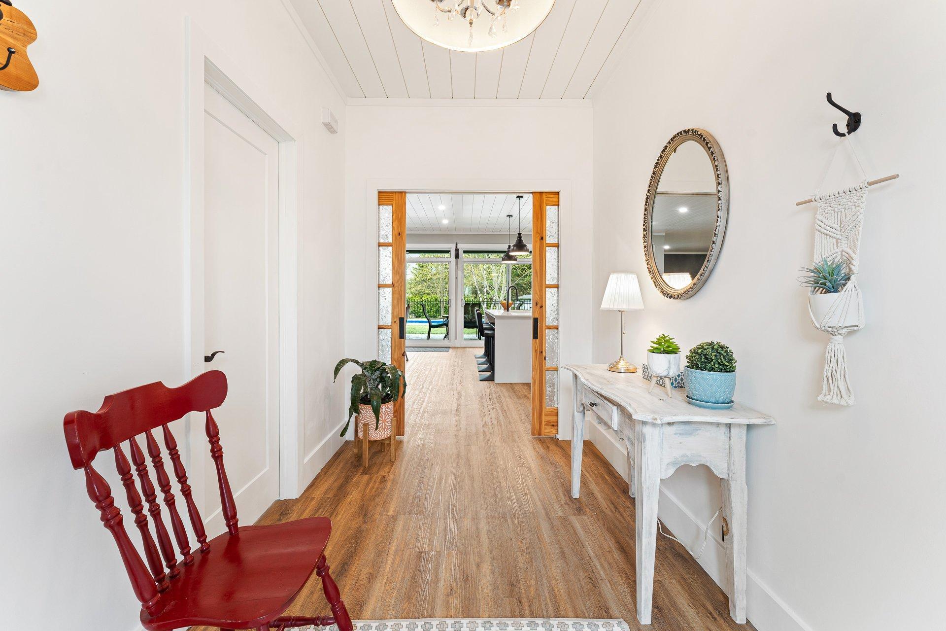









124


Rue des Sittelles

,
Brigham,




QC
J2K4B7

