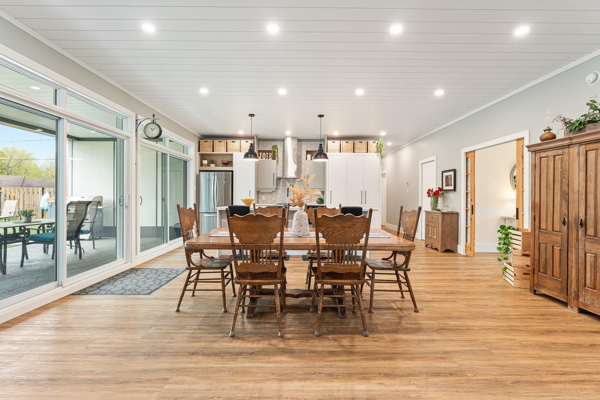 









124


Rue des Sittelles

,
Brigham,




QC
J2K4B7

