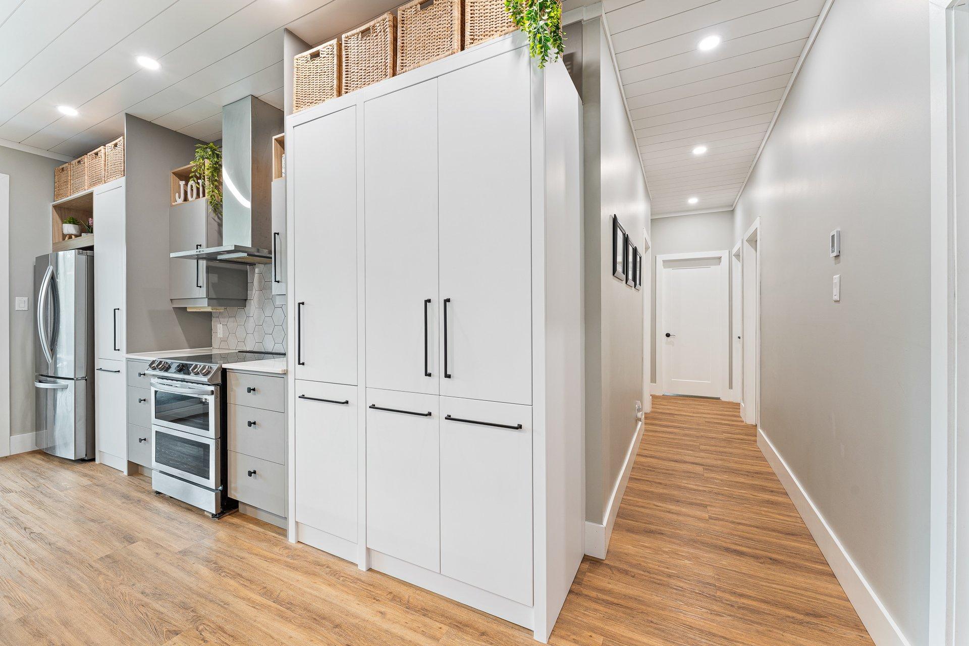 









124


Rue des Sittelles

,
Brigham,




QC
J2K4B7

