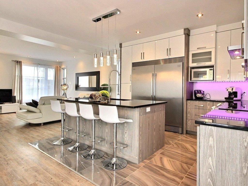 









51


Ch. des Monts

,
Val-des-Monts,




QC
J8N2L2

