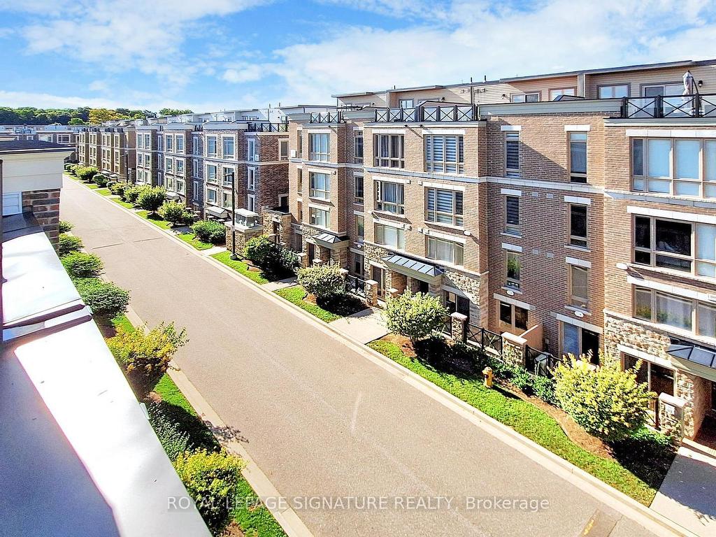 









55


Lindcrest

Manor, 1010,
Markham,




ON
L6B 0A1

