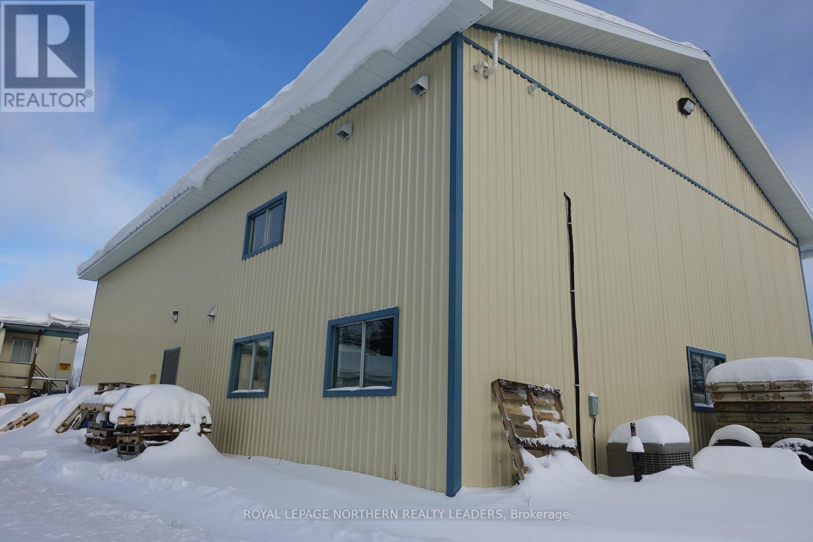 












7053 HIGHWAY 101 E

,
Timmins (Porcupine - East),




Ontario
P0N1C0

