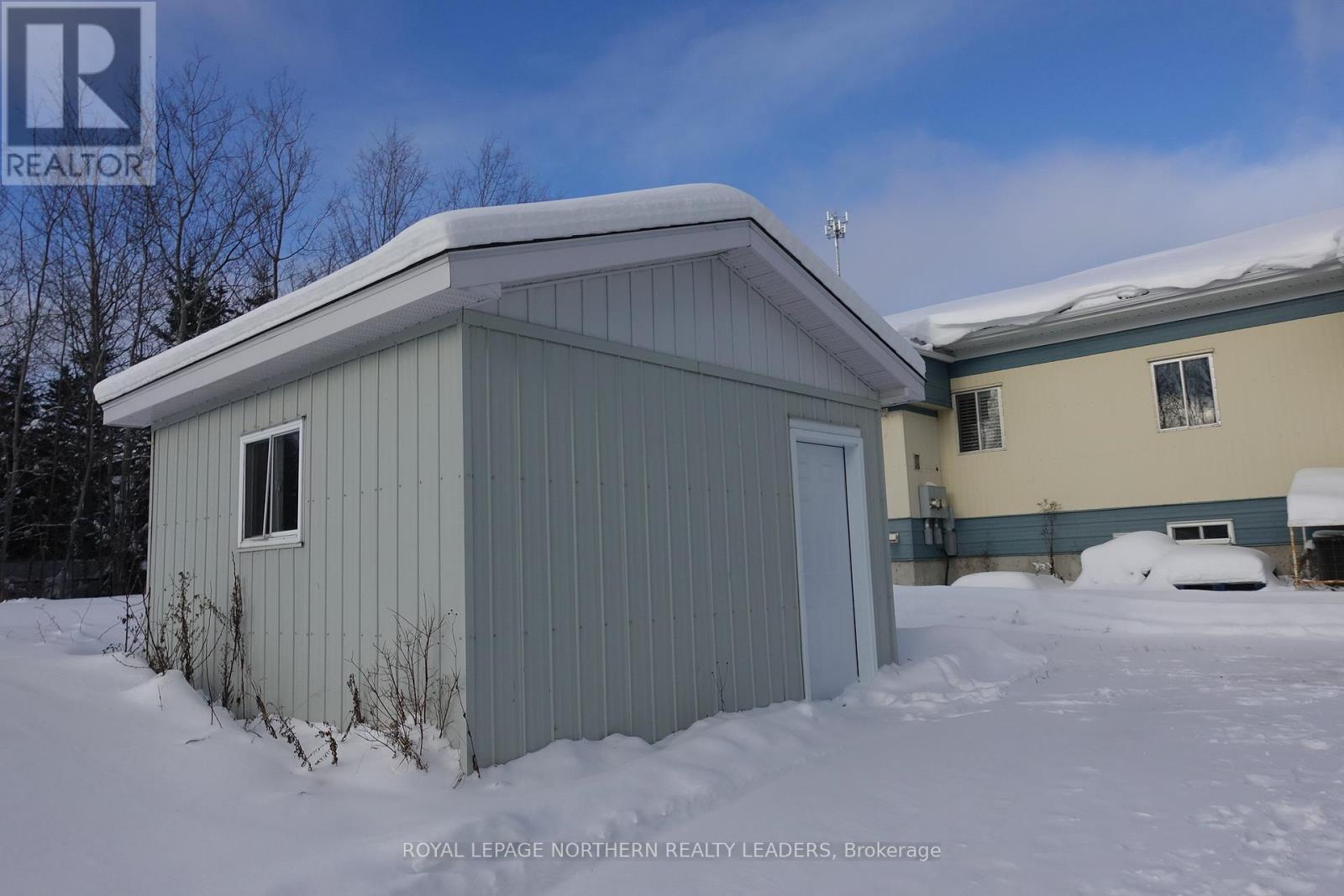 












7053 HIGHWAY 101 E

,
Timmins (Porcupine - East),




Ontario
P0N1C0

