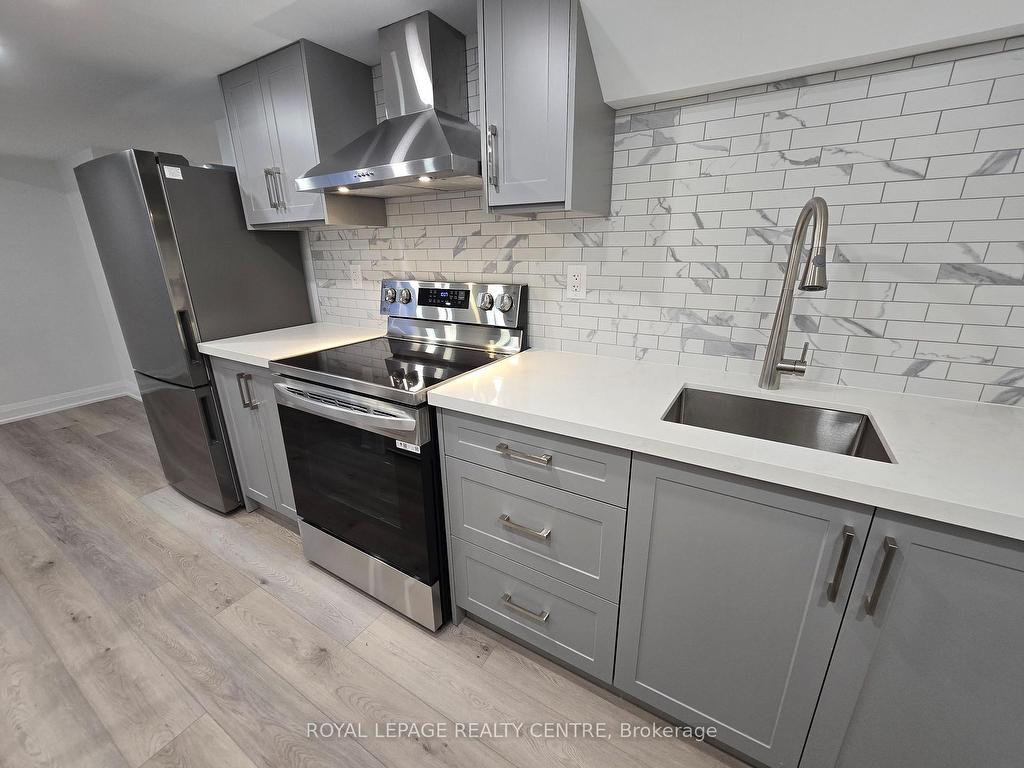 









24


Peacock

Trail, Bsmt,
New Tecumseth,




ON
L9R 0T8

