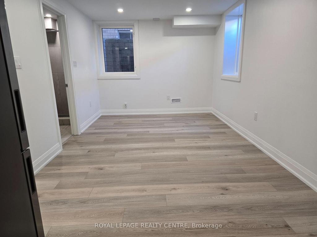 









24


Peacock

Trail, Bsmt,
New Tecumseth,




ON
L9R 0T8

