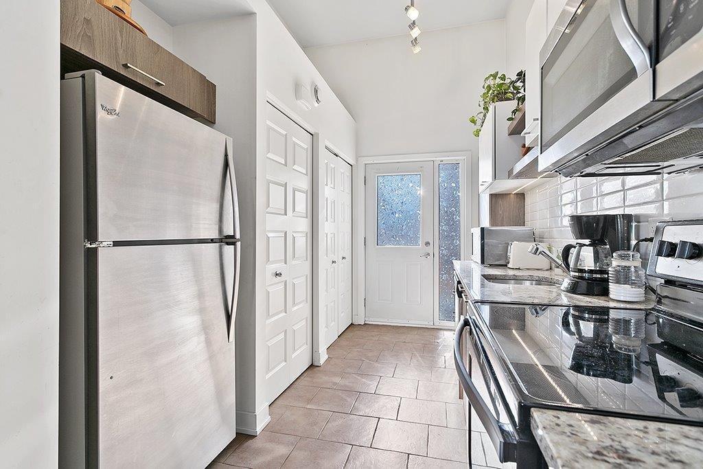 









329


Rue James

,
Shawville,




QC
J0X2Y0

