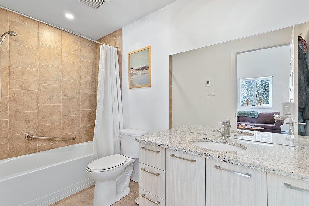 









329


Rue James

,
Shawville,




QC
J0X2Y0

