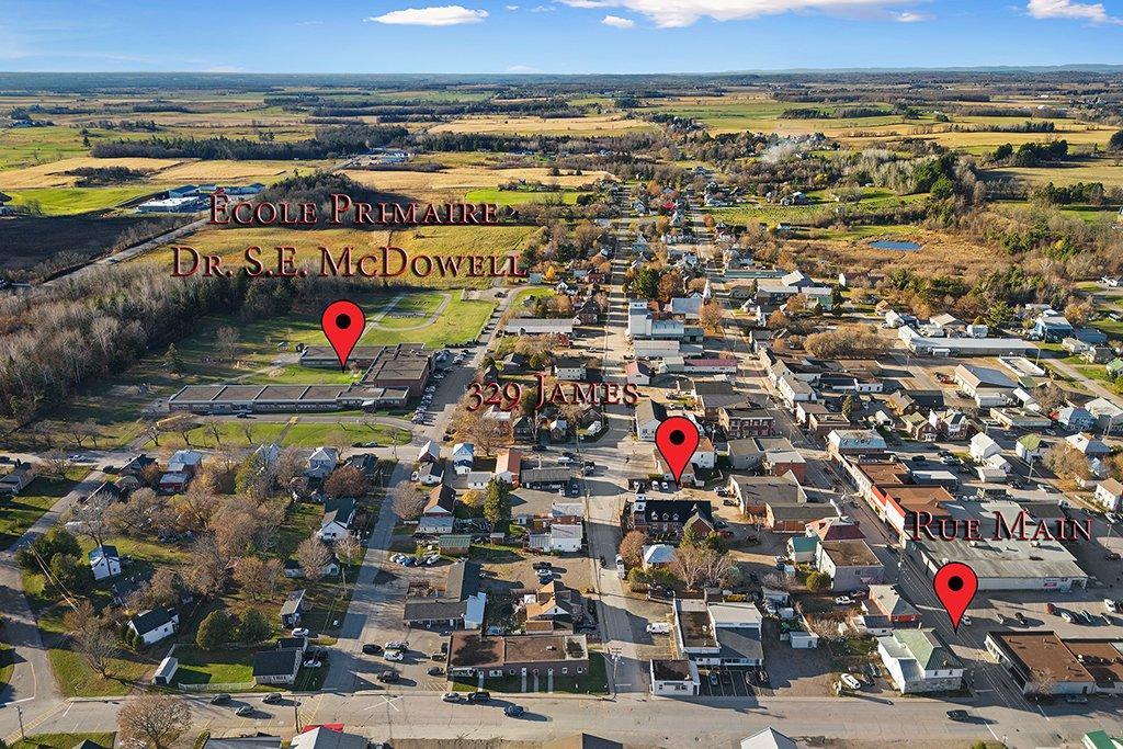









329


Rue James

,
Shawville,




QC
J0X2Y0

