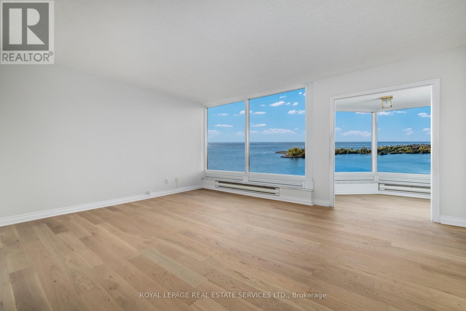 












1605 - 1 PALACE PIER COURT

,
Toronto,




Ontario
M8V3W9

