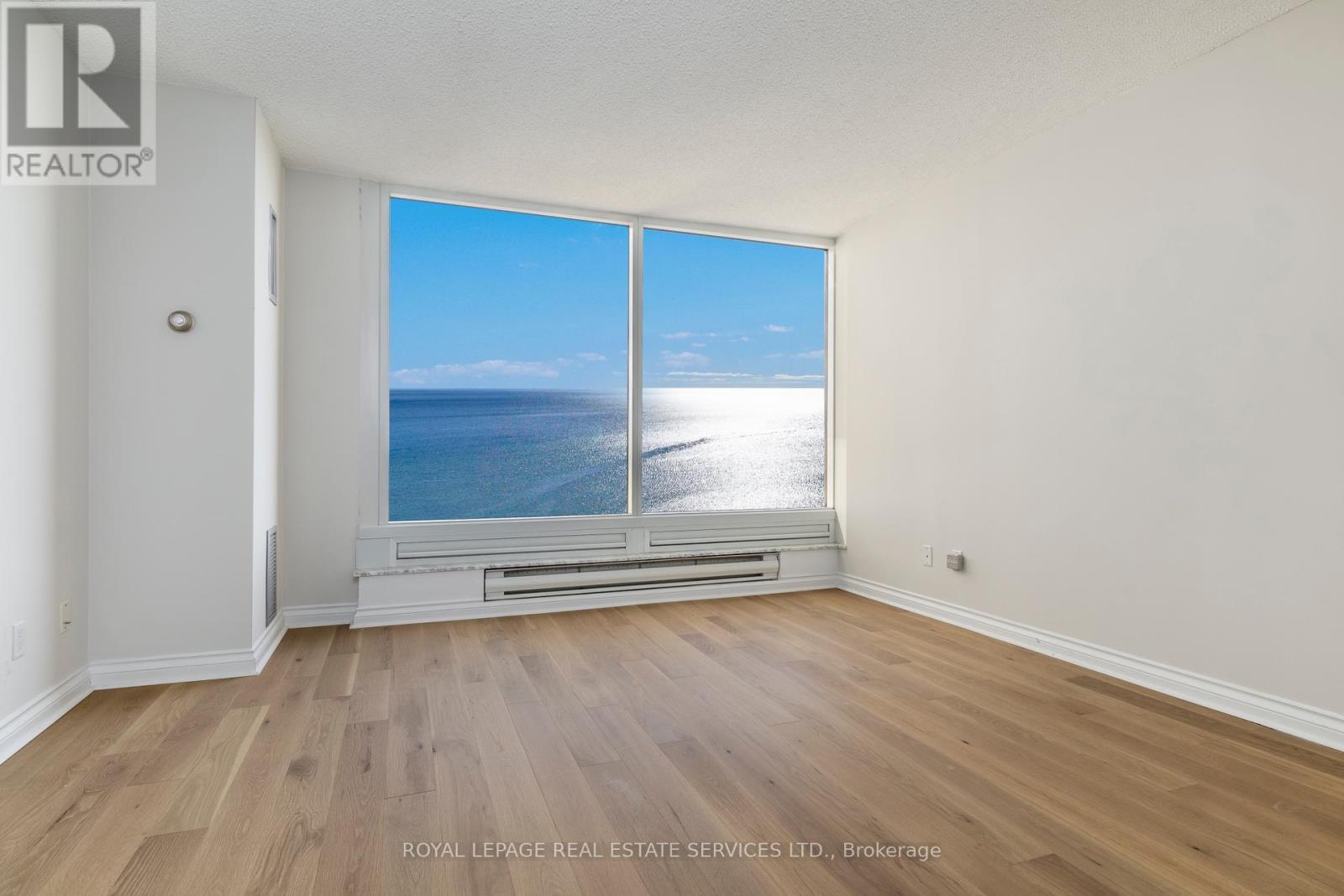 












1605 - 1 PALACE PIER COURT

,
Toronto,




Ontario
M8V3W9


