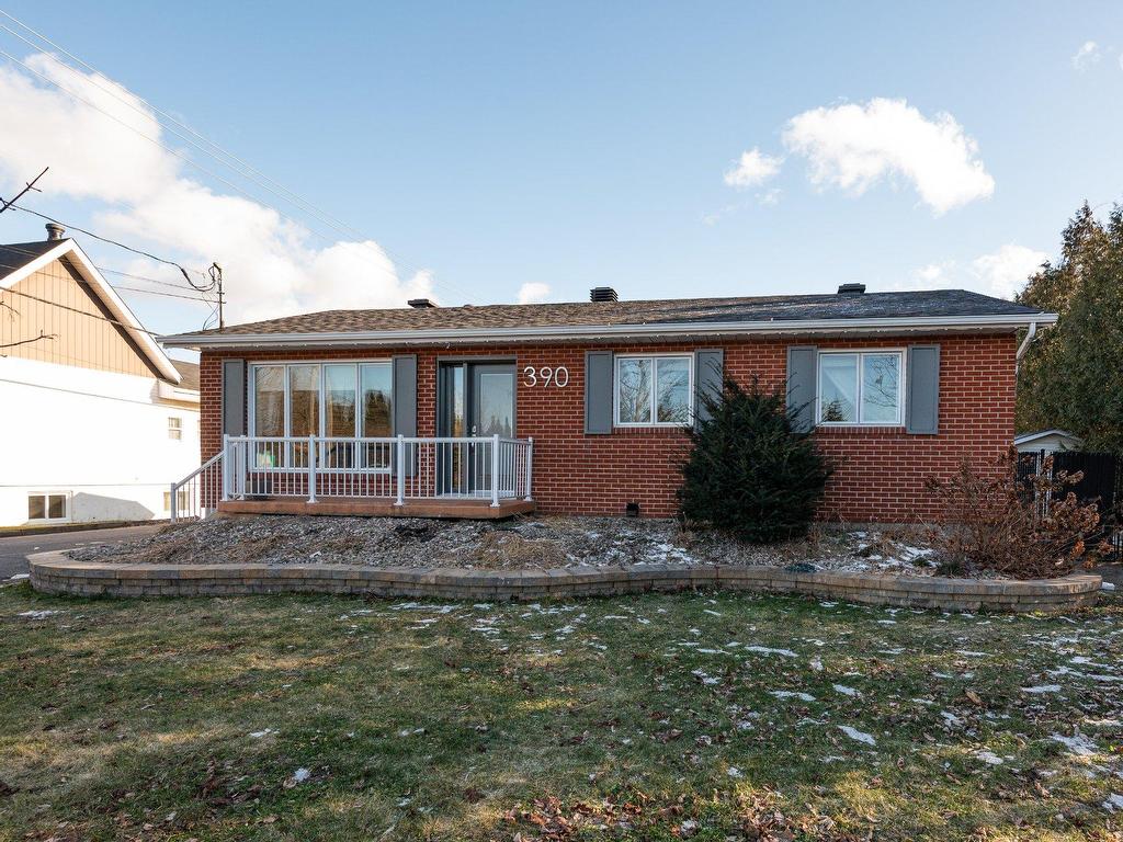 









390


Ch. St-Ignace

,
Saint-Constant,




QC
J5A2E8

