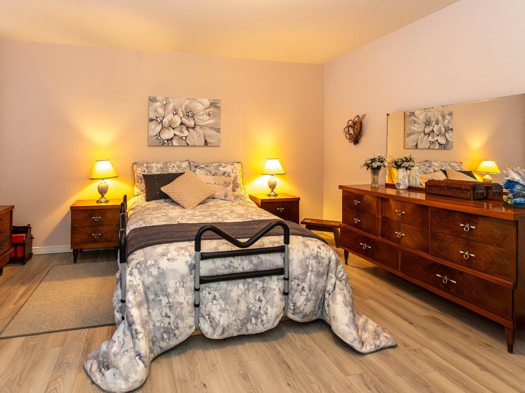 









100


Rue Léo-Paul-Trudel

,
Shawinigan,




QC
G0X2V0

