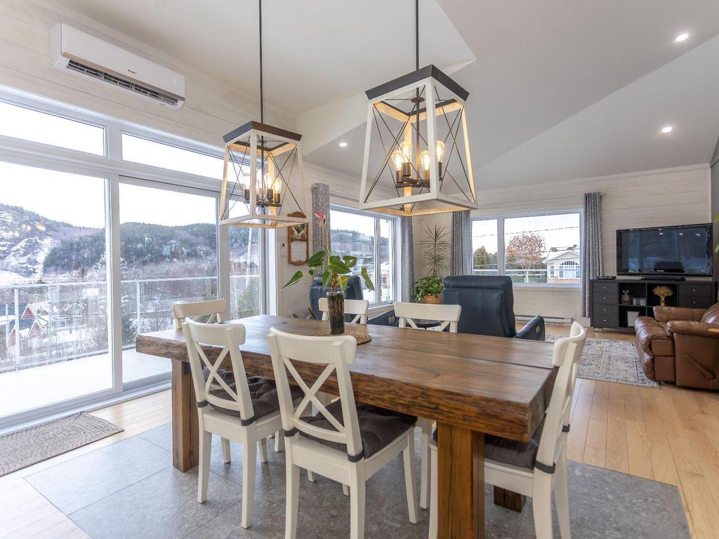 









100


Rue Léo-Paul-Trudel

,
Shawinigan,




QC
G0X2V0

