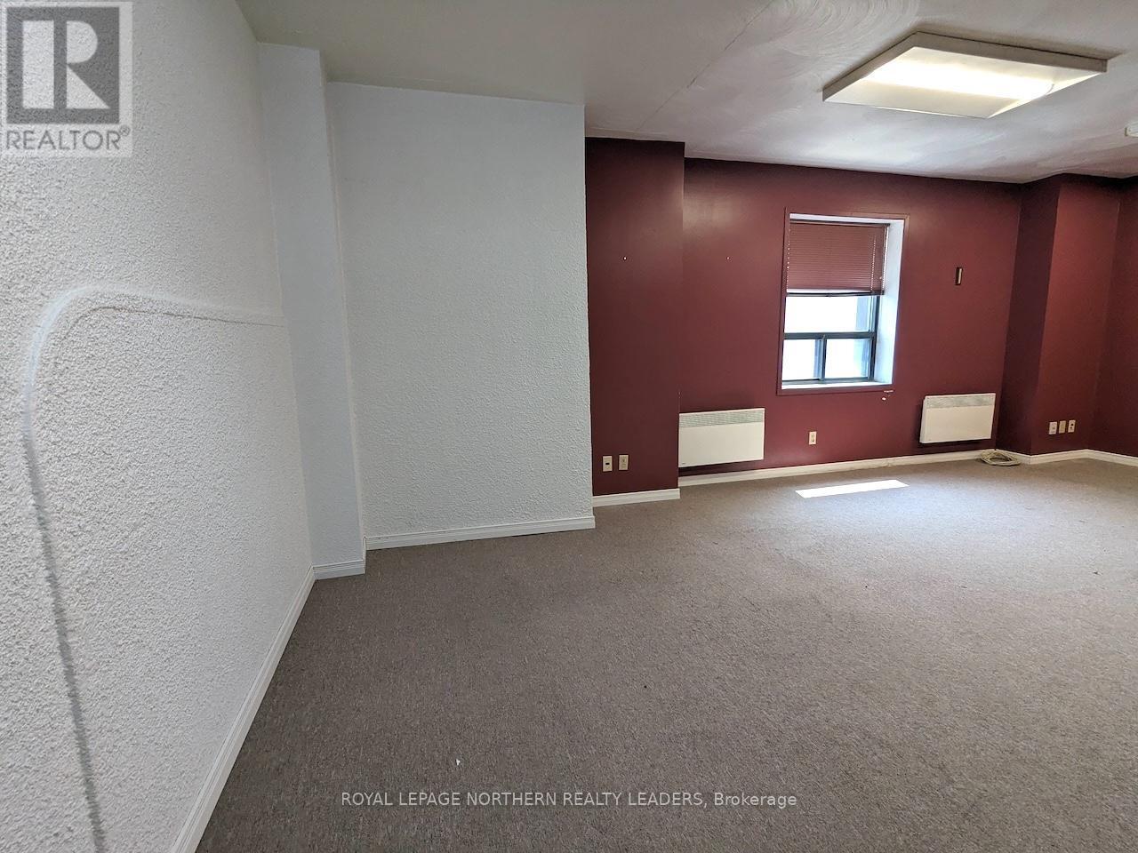 












59-71 THIRD AVENUE

,
Timmins (TS - SE),




Ontario
P4N1C2

