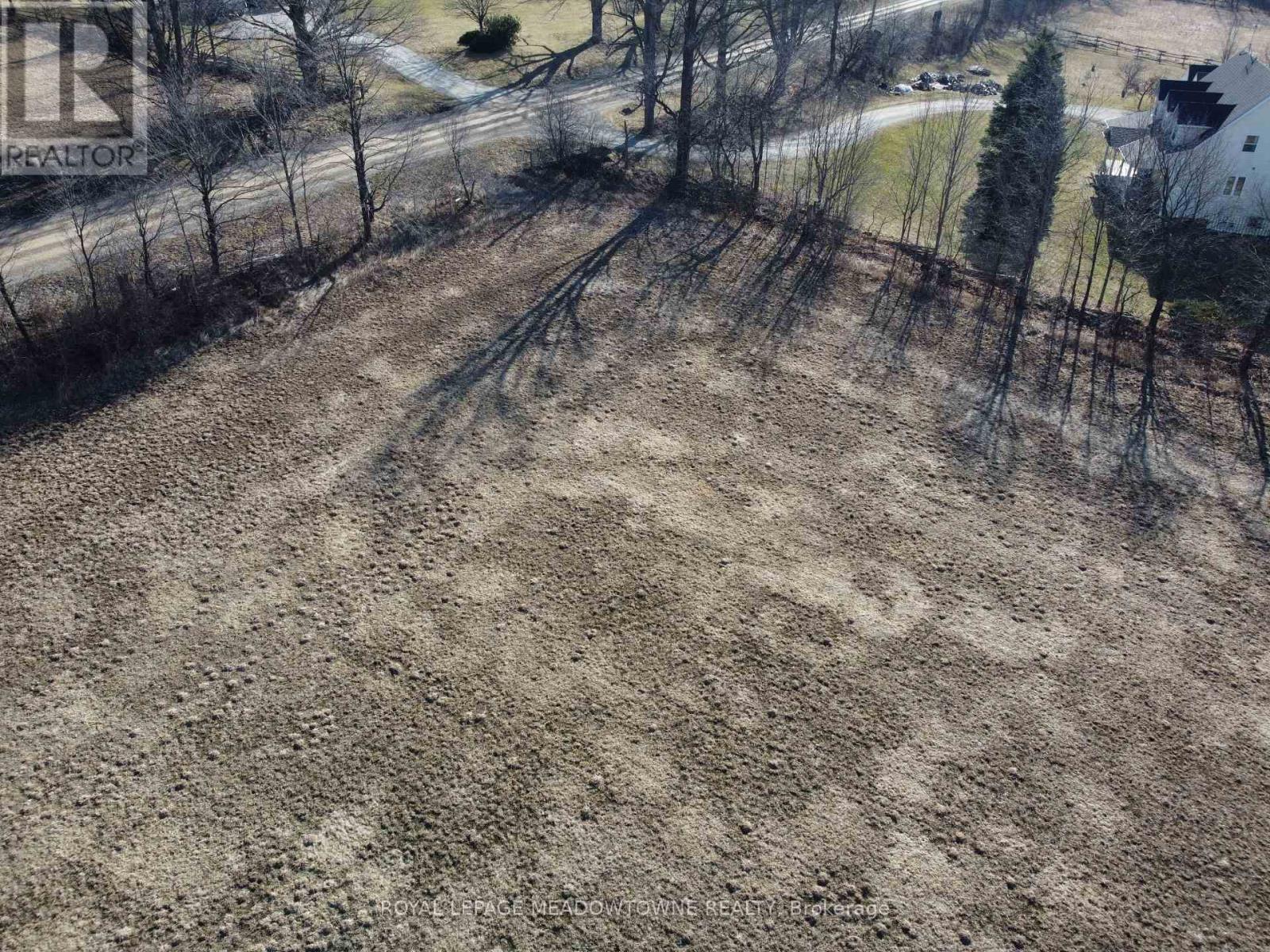 












5258 THIRD ACTON LINE

,
Erin,







Ontario
L7J2L8

