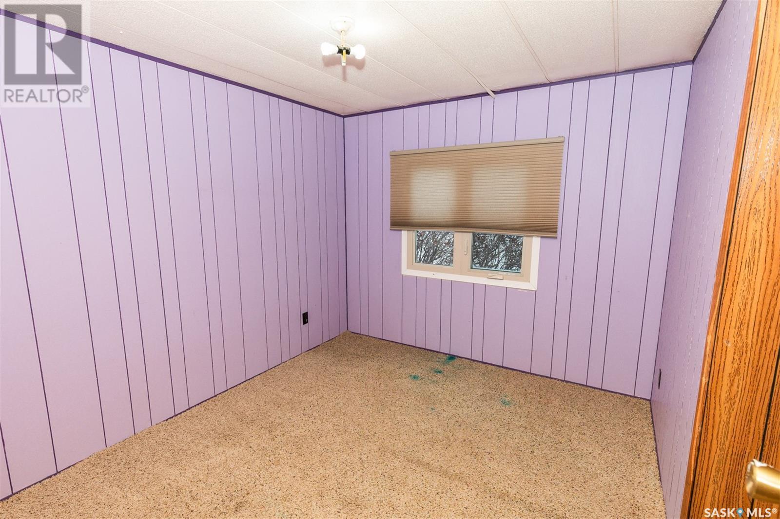 












605 Atlantic AVENUE

,
Kerrobert,




Saskatchewan
S0L1R0

