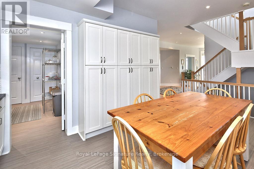 












807035 25TH SIDE ROAD

,
Grey Highlands,




Ontario
N0C1G0

