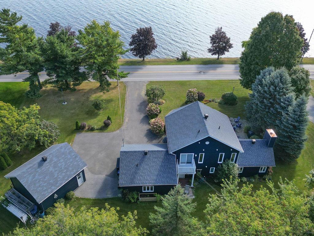 









461


Av. de Venise O.

,
Venise-en-Québec,




QC
J0J2K0

