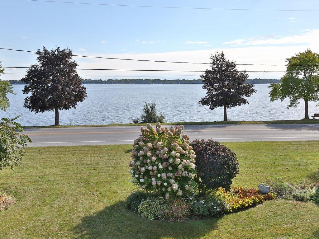 









461


Av. de Venise O.

,
Venise-en-Québec,




QC
J0J2K0

