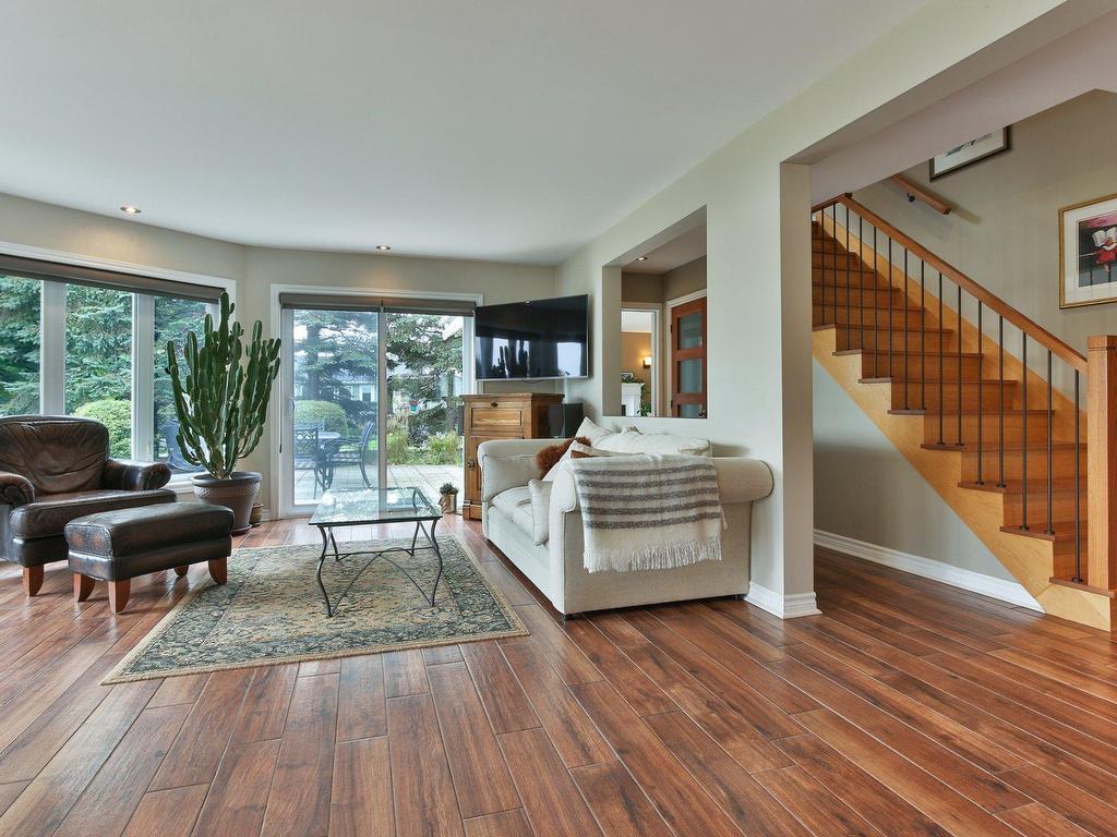 









461


Av. de Venise O.

,
Venise-en-Québec,




QC
J0J2K0

