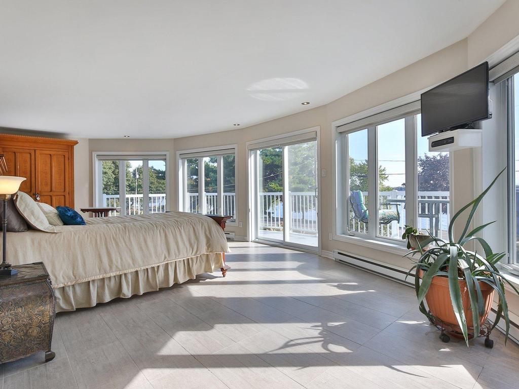 









461


Av. de Venise O.

,
Venise-en-Québec,




QC
J0J2K0

