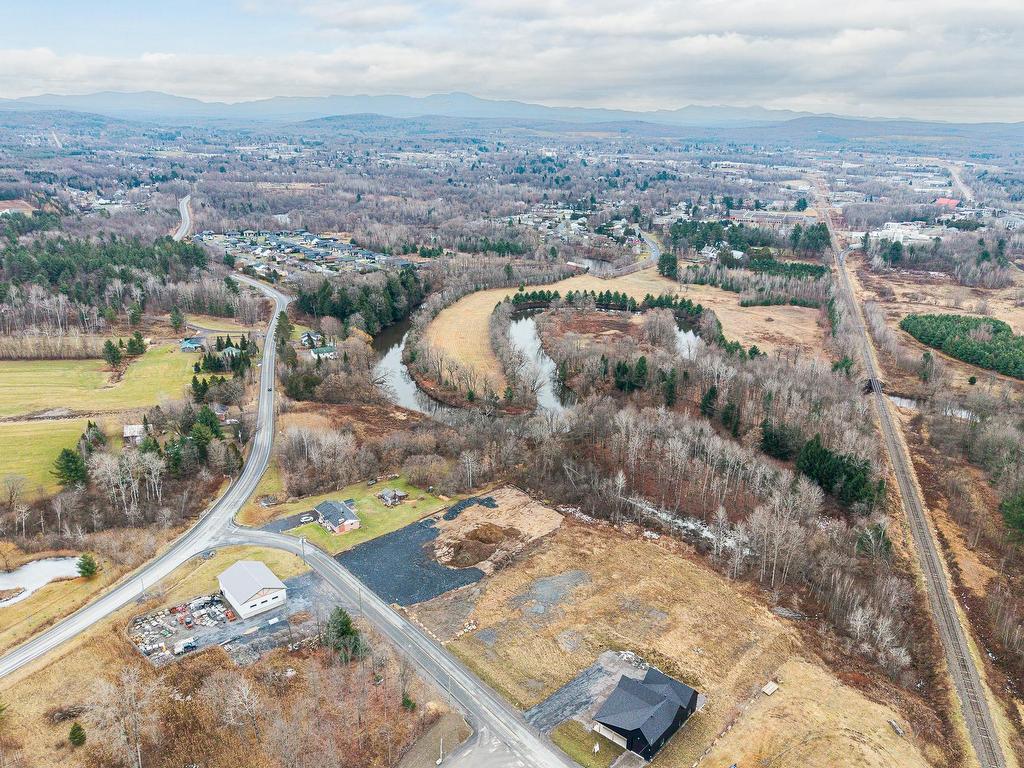 












Ch. Brosseau

,
Cowansville,







QC
J2K3G6


