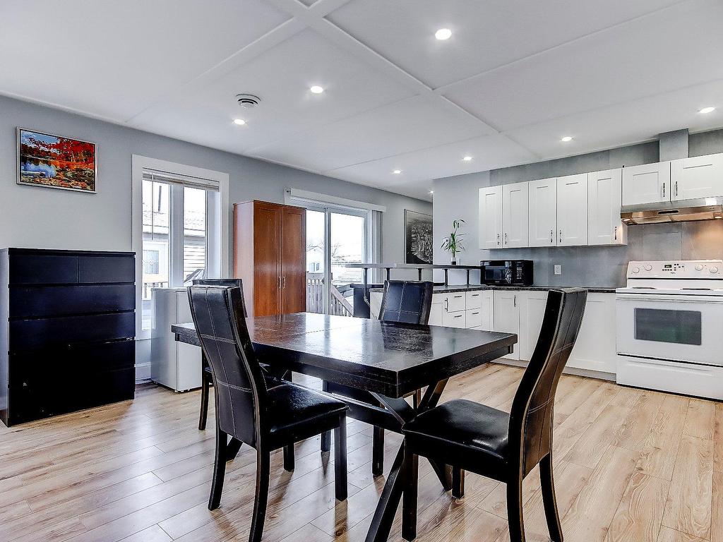 









3950


Boul. Sir-Wilfrid-Laurier

, 89,
Longueuil (Saint-Hubert),




QC
J3Y5Y9


