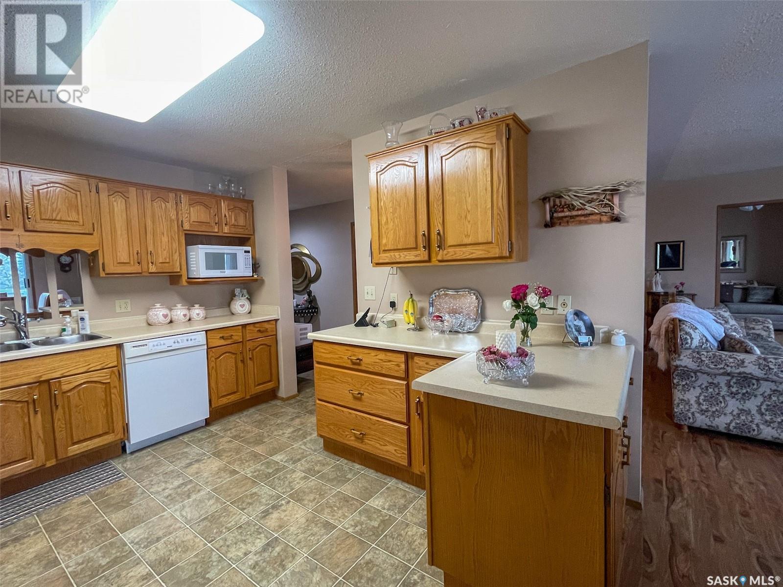 












301 119 4th AVENUE W

,
Kindersley,




Saskatchewan
S0L1S0

