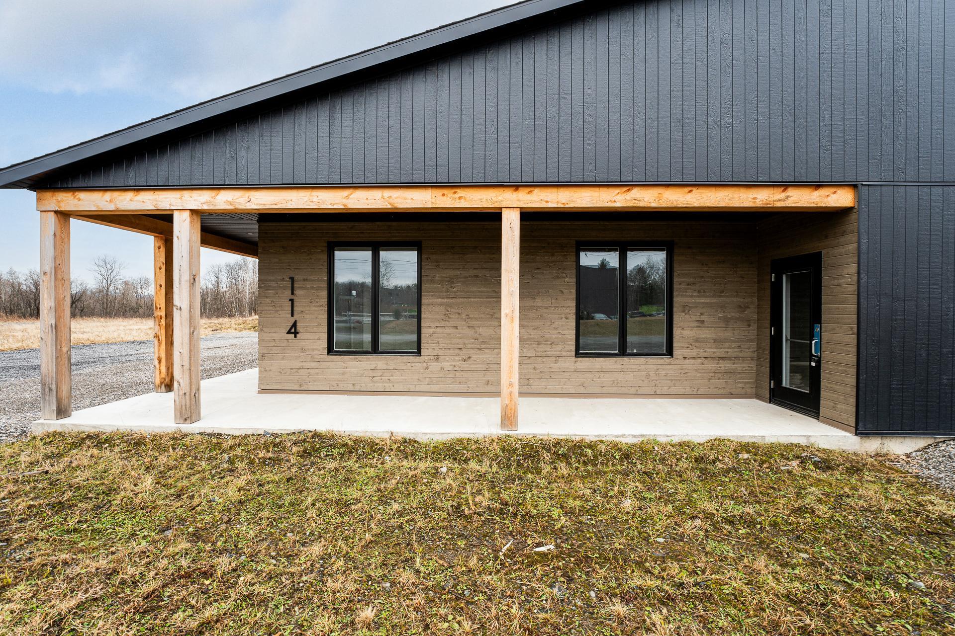 









114


Ch. Brosseau

,
Cowansville,




QC
J2K3G6

