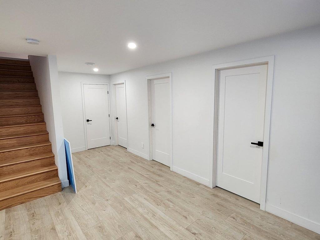 









2255


Rue Ernest-Camiré

,
Saint-Denis-de-Brompton,




QC
J0B2P0

