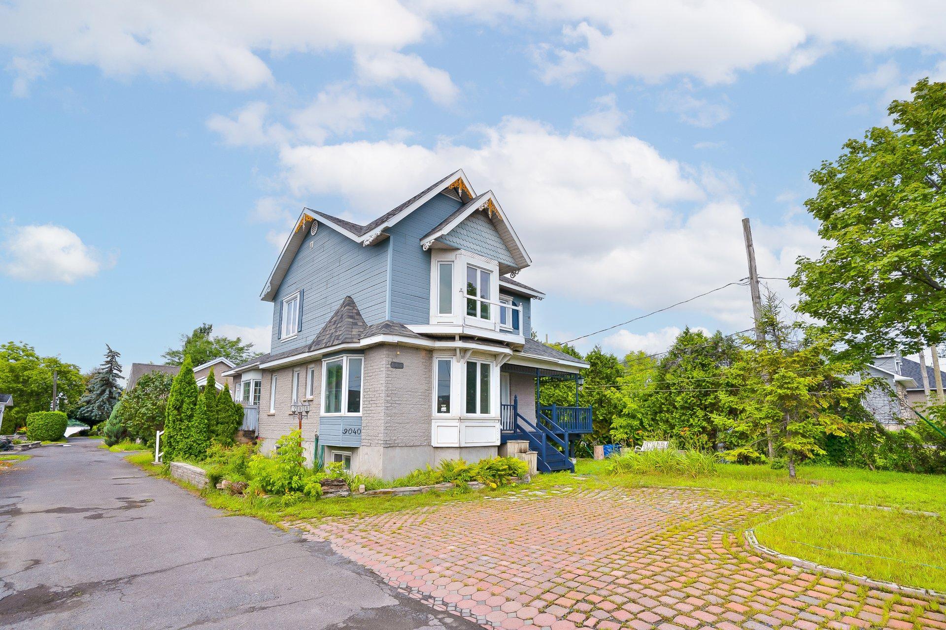 









9040


Boul. Marie-Victorin

,
Brossard,




QC
J4S1A3

