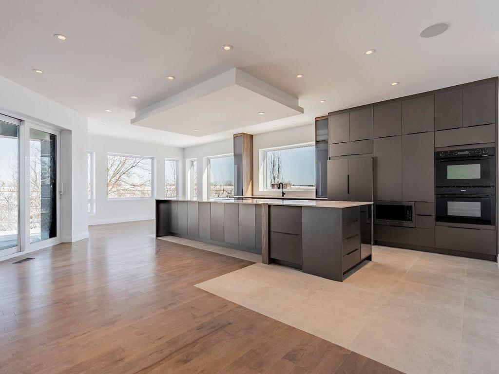 









395


Rue du Parcours

,
Varennes,




QC
J3X0E4

