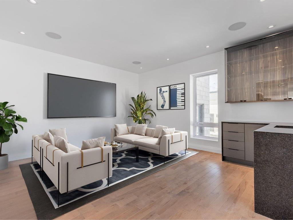 









395


Rue du Parcours

,
Varennes,




QC
J3X0E4

