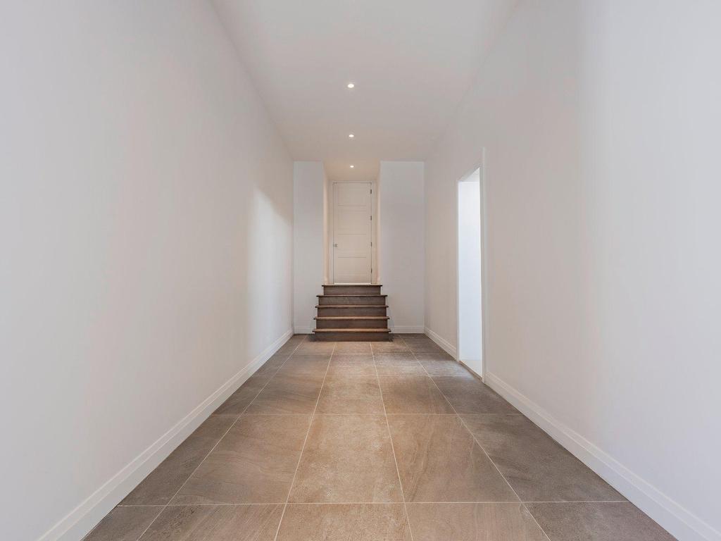 









395


Rue du Parcours

,
Varennes,




QC
J3X0E4

