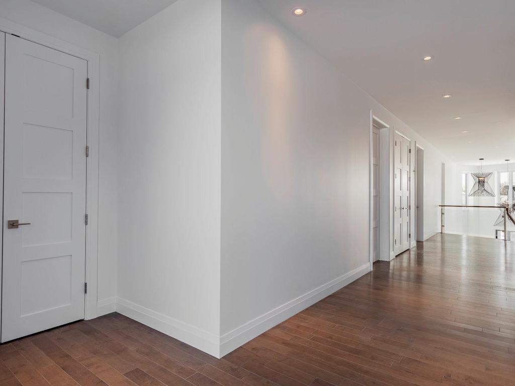 









395


Rue du Parcours

,
Varennes,




QC
J3X0E4

