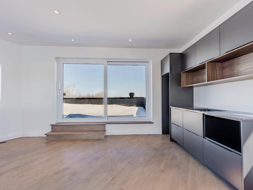 









395


Rue du Parcours

,
Varennes,




QC
J3X0E4

