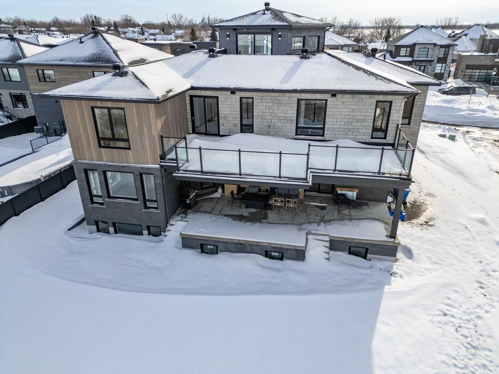 









395


Rue du Parcours

,
Varennes,




QC
J3X0E4

