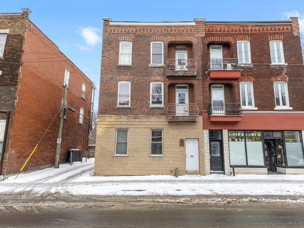 









4344

 - 4348


Rue de Verdun

,
Montréal (Verdun/Île-des-Soeurs),




QC
H4G1L8

