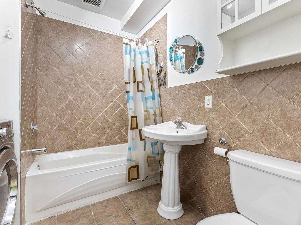 









4344

 - 4348


Rue de Verdun

,
Montréal (Verdun/Île-des-Soeurs),




QC
H4G1L8

