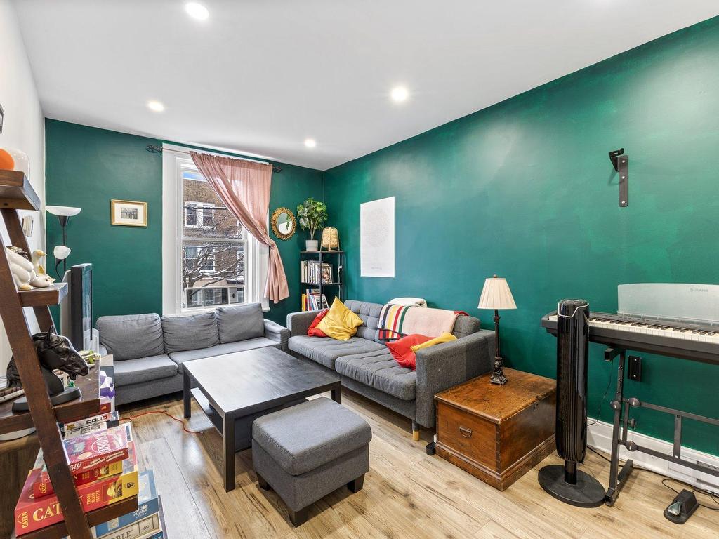 









4344

 - 4348


Rue de Verdun

,
Montréal (Verdun/Île-des-Soeurs),




QC
H4G1L8

