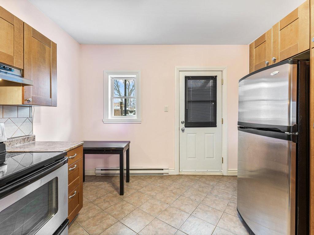 









4344

 - 4348


Rue de Verdun

,
Montréal (Verdun/Île-des-Soeurs),




QC
H4G1L8

